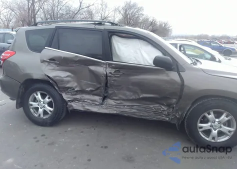 2011 Toyota Rav4 z USA, uszkodzony, nr VIN JTMBF4DV6BD042320